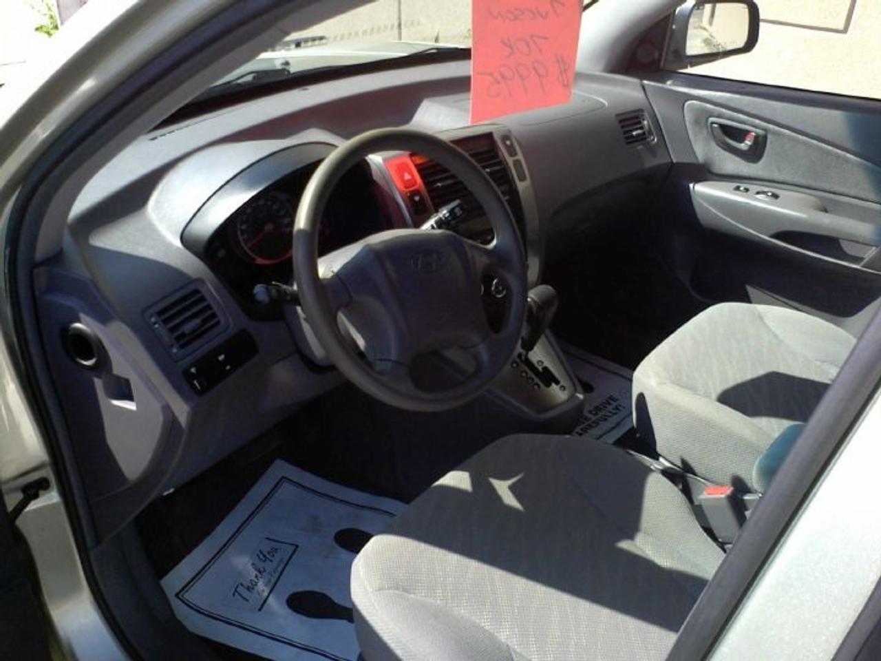 Used 2005 Hyundai Tucson GL for sale in Hamilton, ON