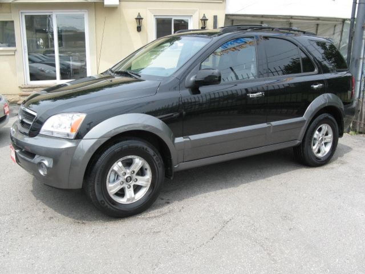 Used 2006 Kia Sorento EX 4WD w/Leather & Sunroof for sale in Toronto, ON