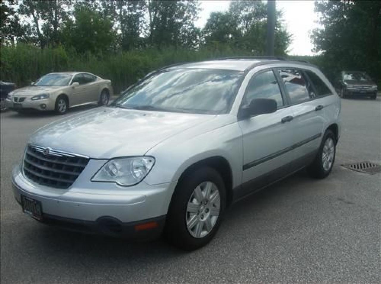 Used 2008 Chrysler Pacifica  for sale in Windsor, ON