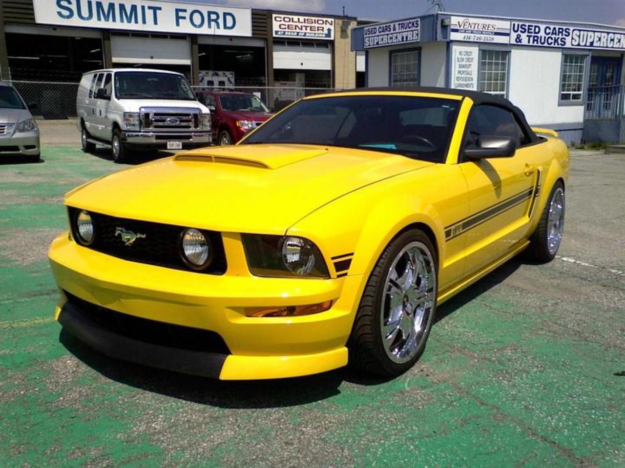 Used 2006 Ford Mustang GT Convertible 2D for sale in Toronto, ON