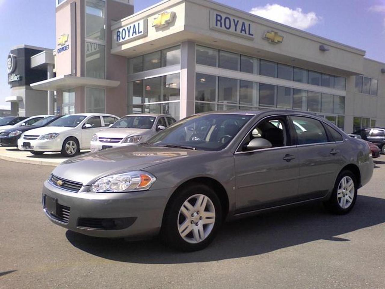 HEATED LEATHER SEATS+POWER SUNROOF+POWER GROUP+REMOTE START+17 ALUMINUM WHEELS+PRICE PLUS HST Call us toll-free at 1 866 636-3402