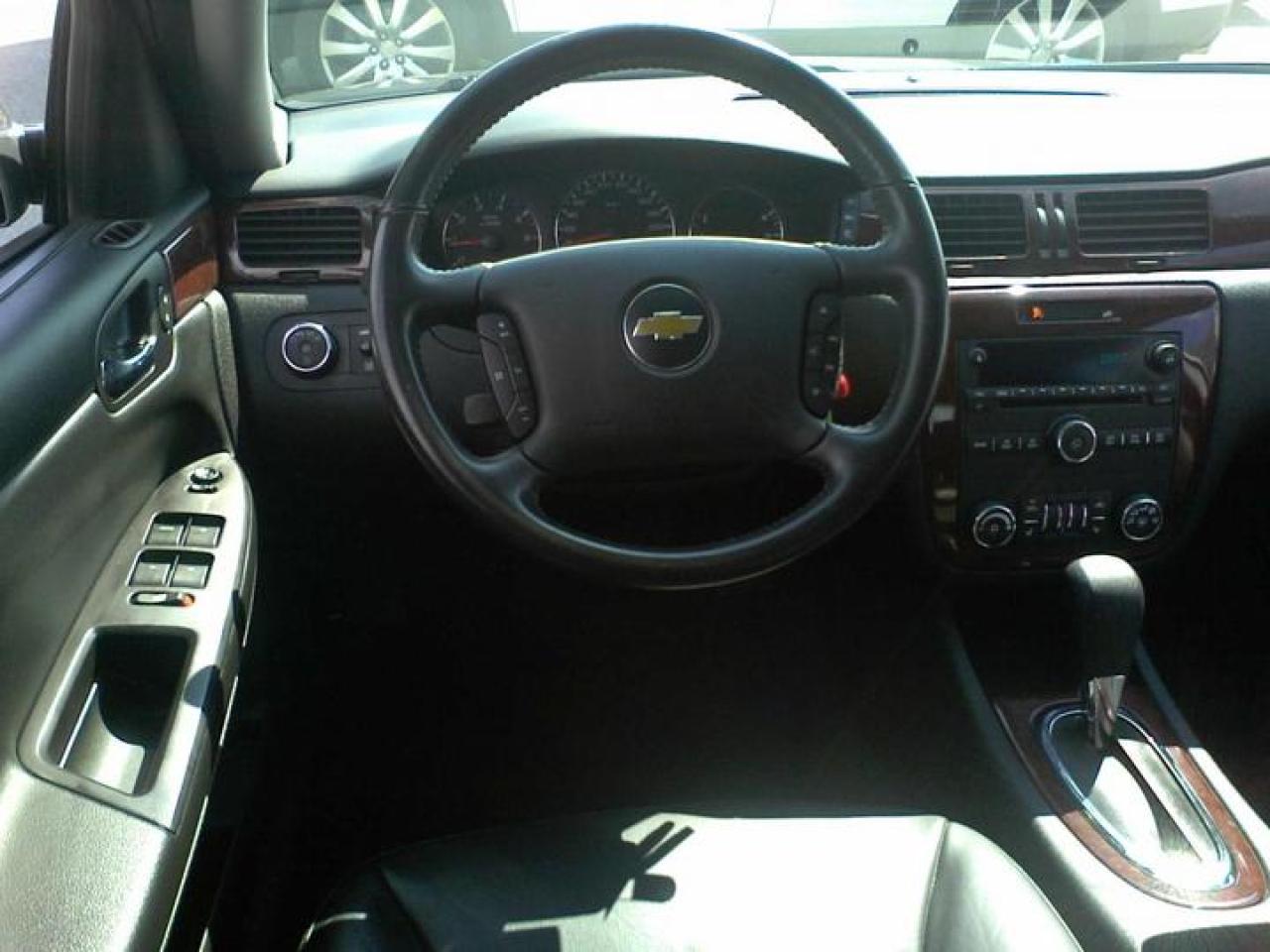 607801