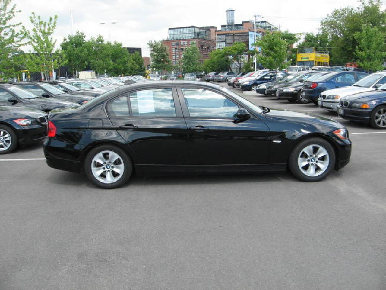 Used 2007 BMW 323i  for sale in Toronto, ON