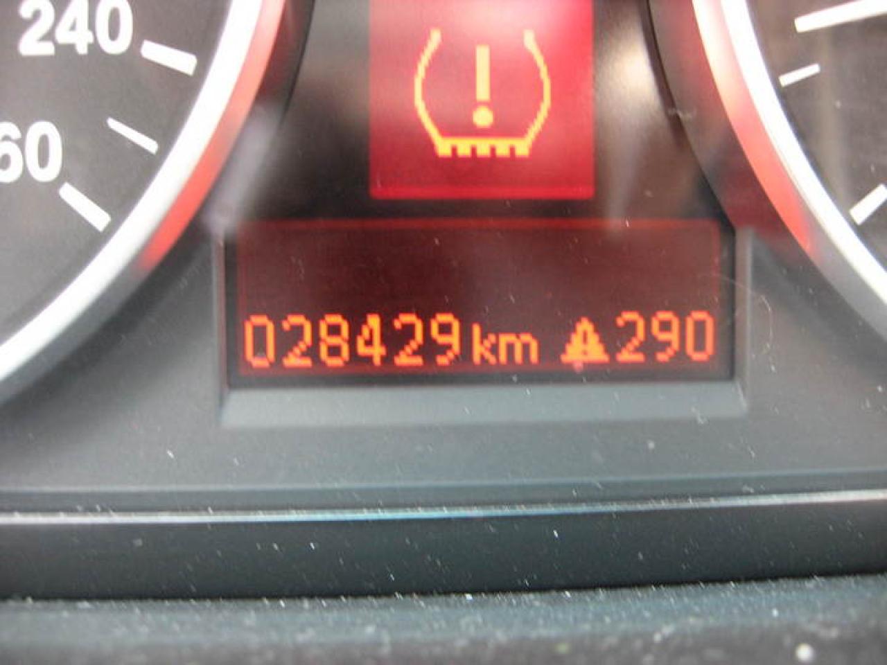 607860