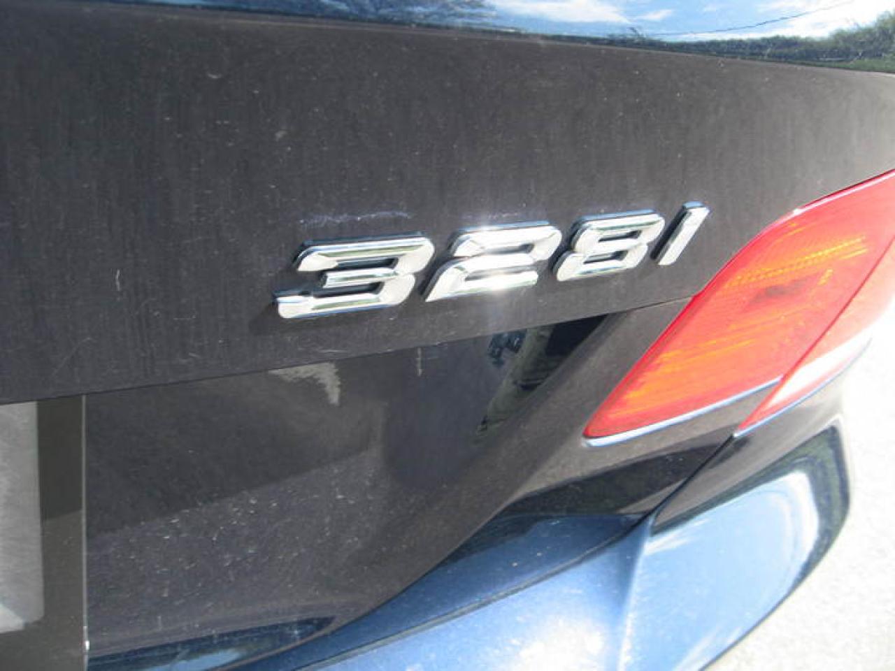 607864