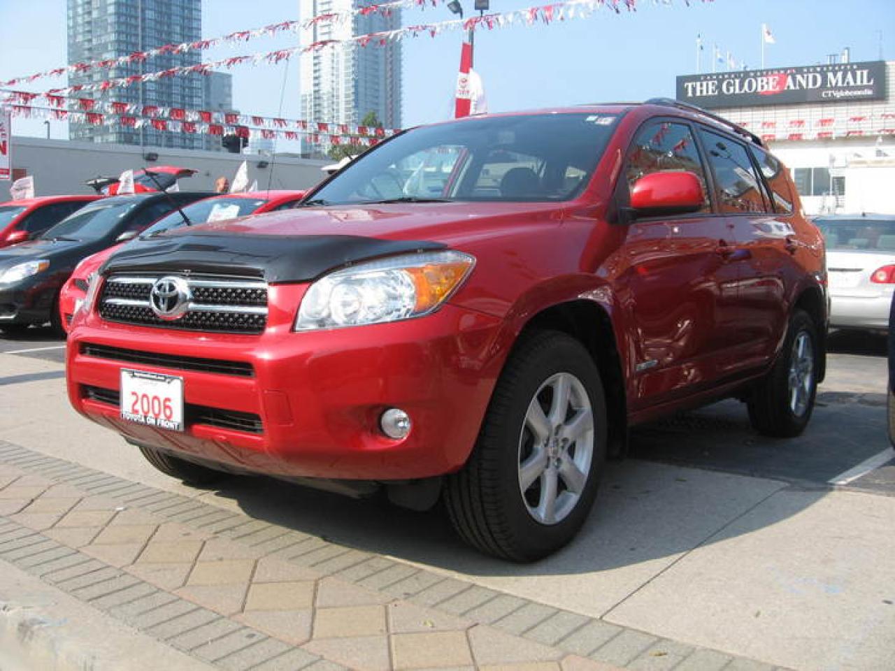 Used 2006 Toyota RAV4 LTD for sale in Toronto, ON