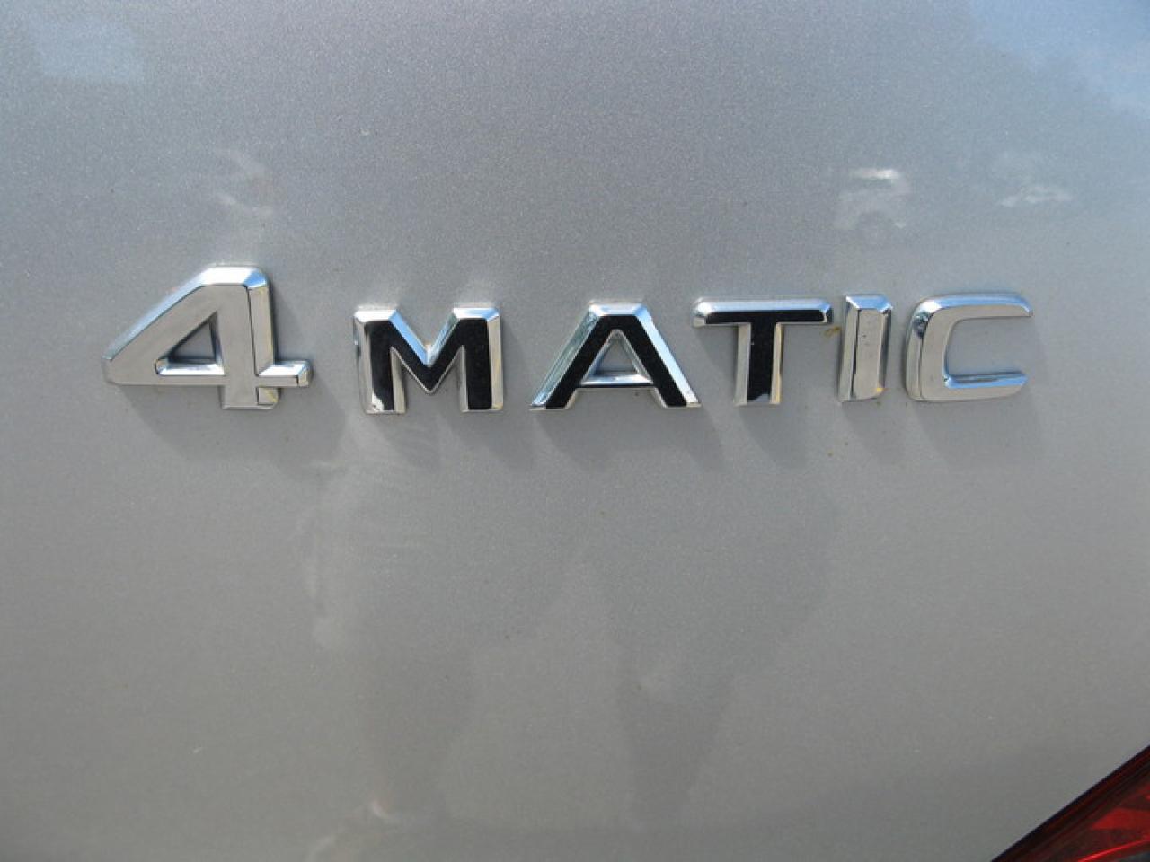 607876