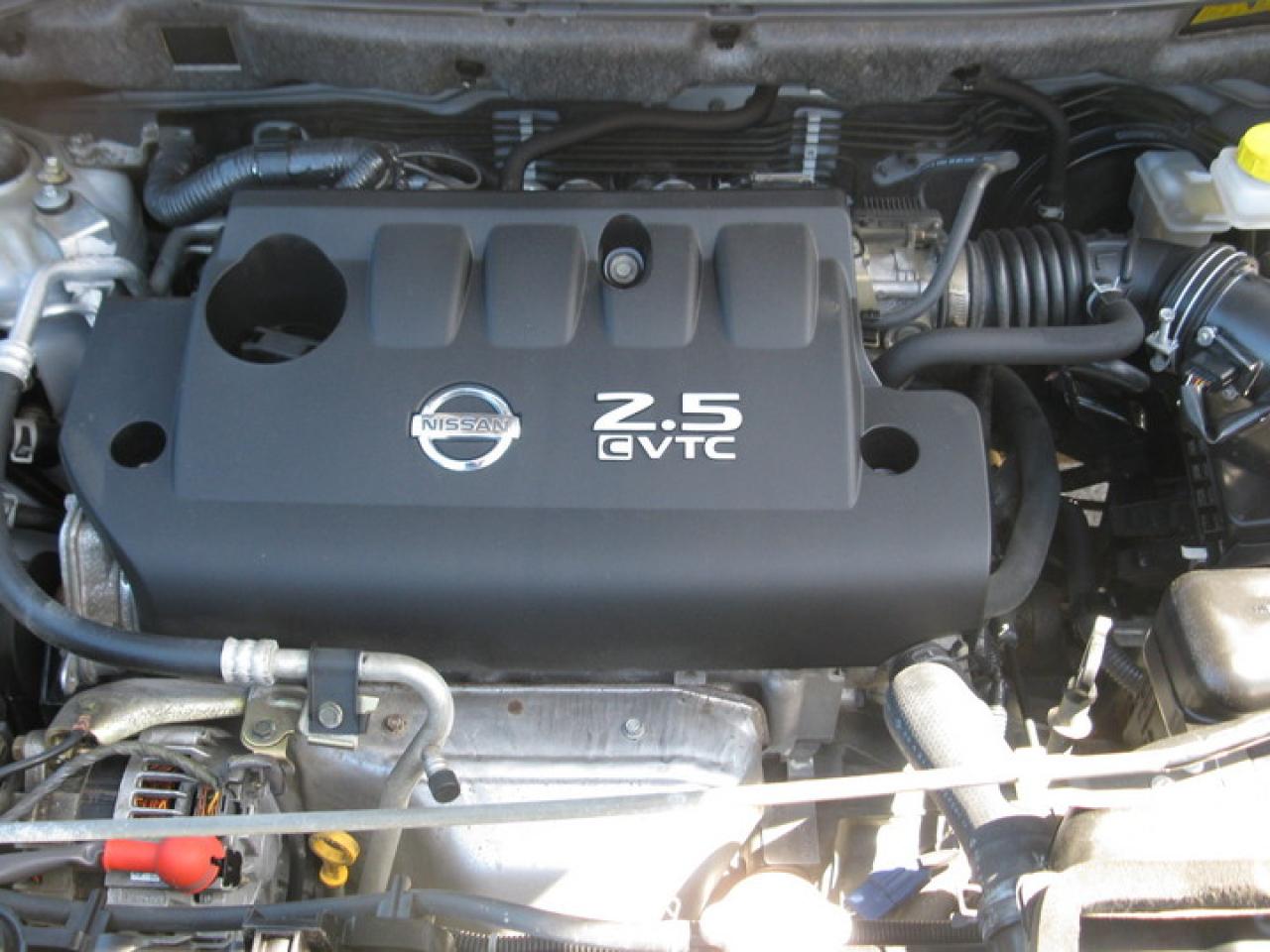 607878