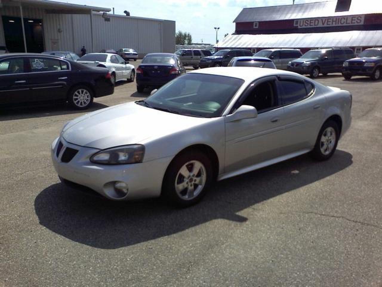 Used 2006 Pontiac Grand Prix 4D SEDAN for sale in Spruce Grove, AB