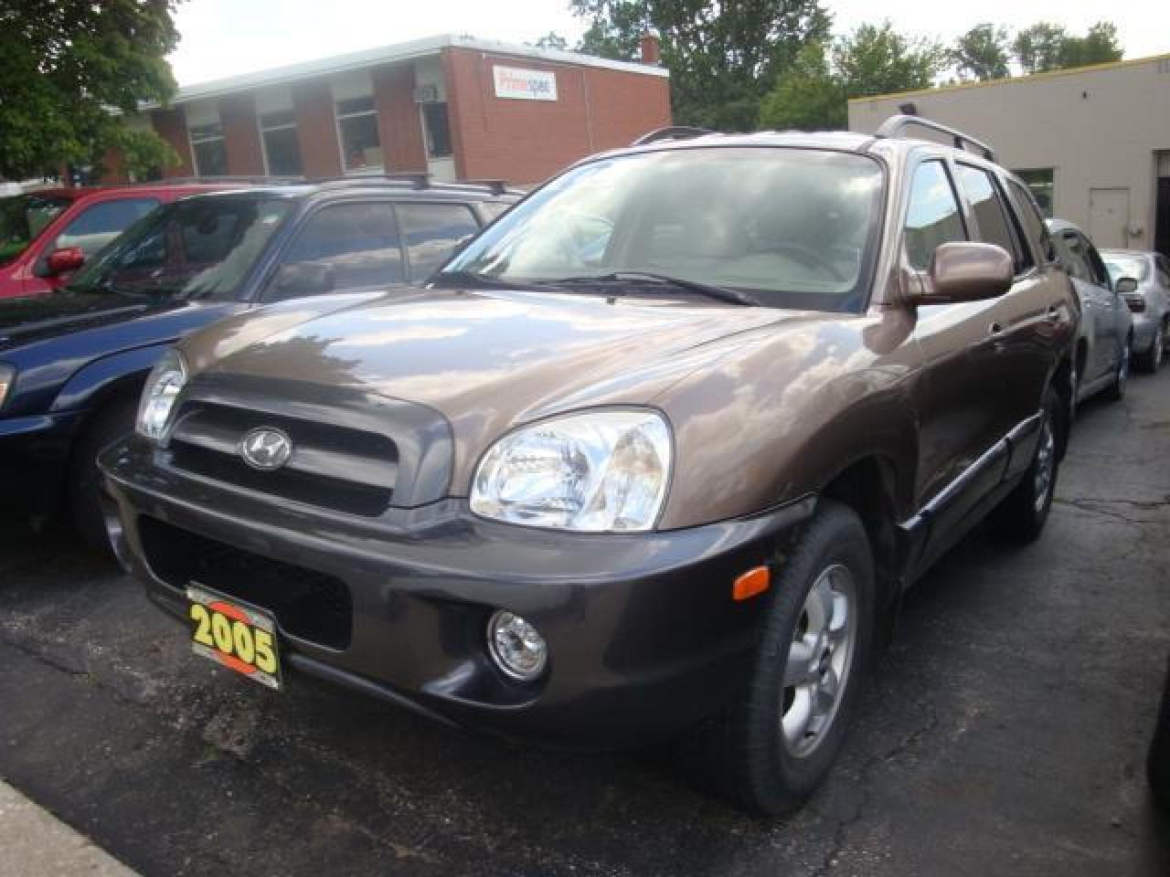 Used 2005 Hyundai Santa Fe  for sale in Waterloo, ON