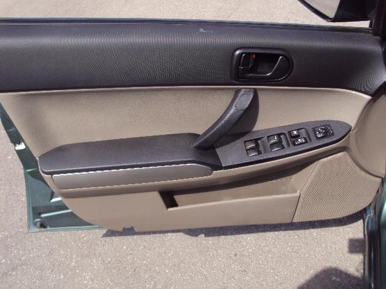 607999