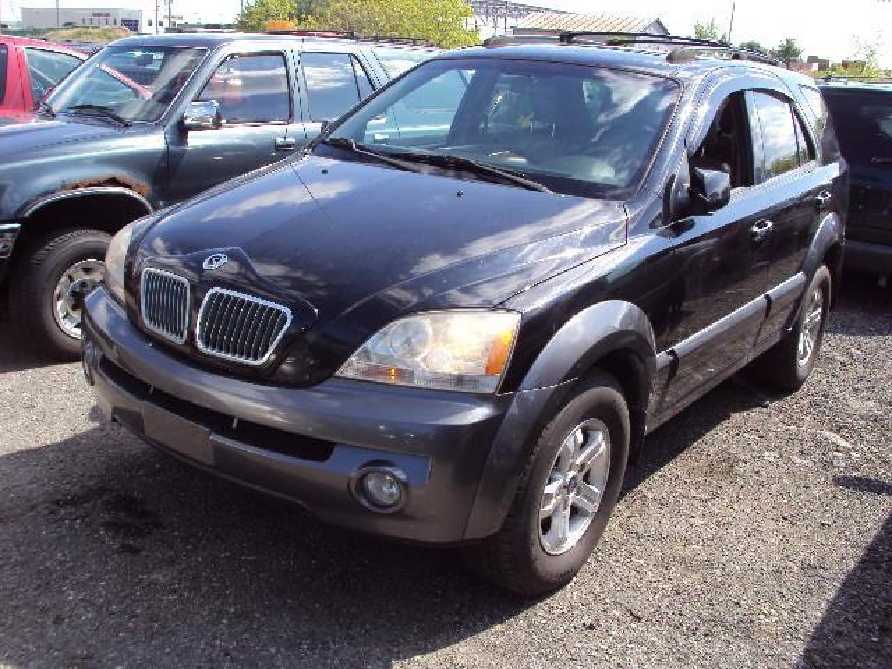 Used 2004 Kia Sorento EX for sale in Bolton, ON
