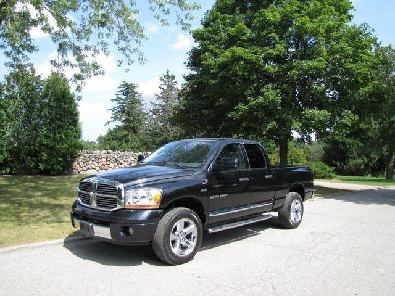 Used 2006 Dodge Ram 1500 LARAMIE HEMI  LEATHER!!  20'S!! CHRYSLER LEASE RETN! 4x4 Truck for sale in Guelph, ON