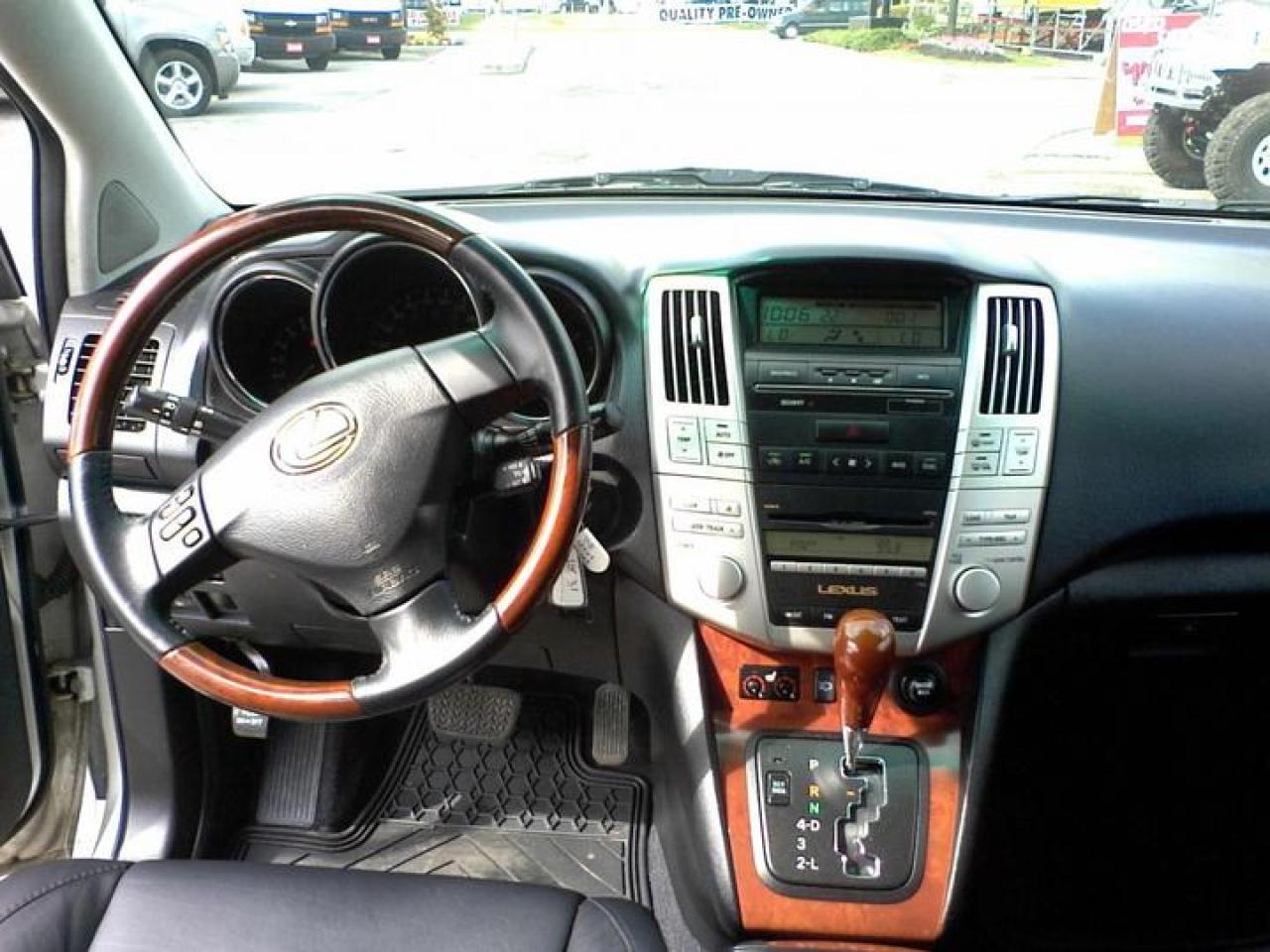 608151