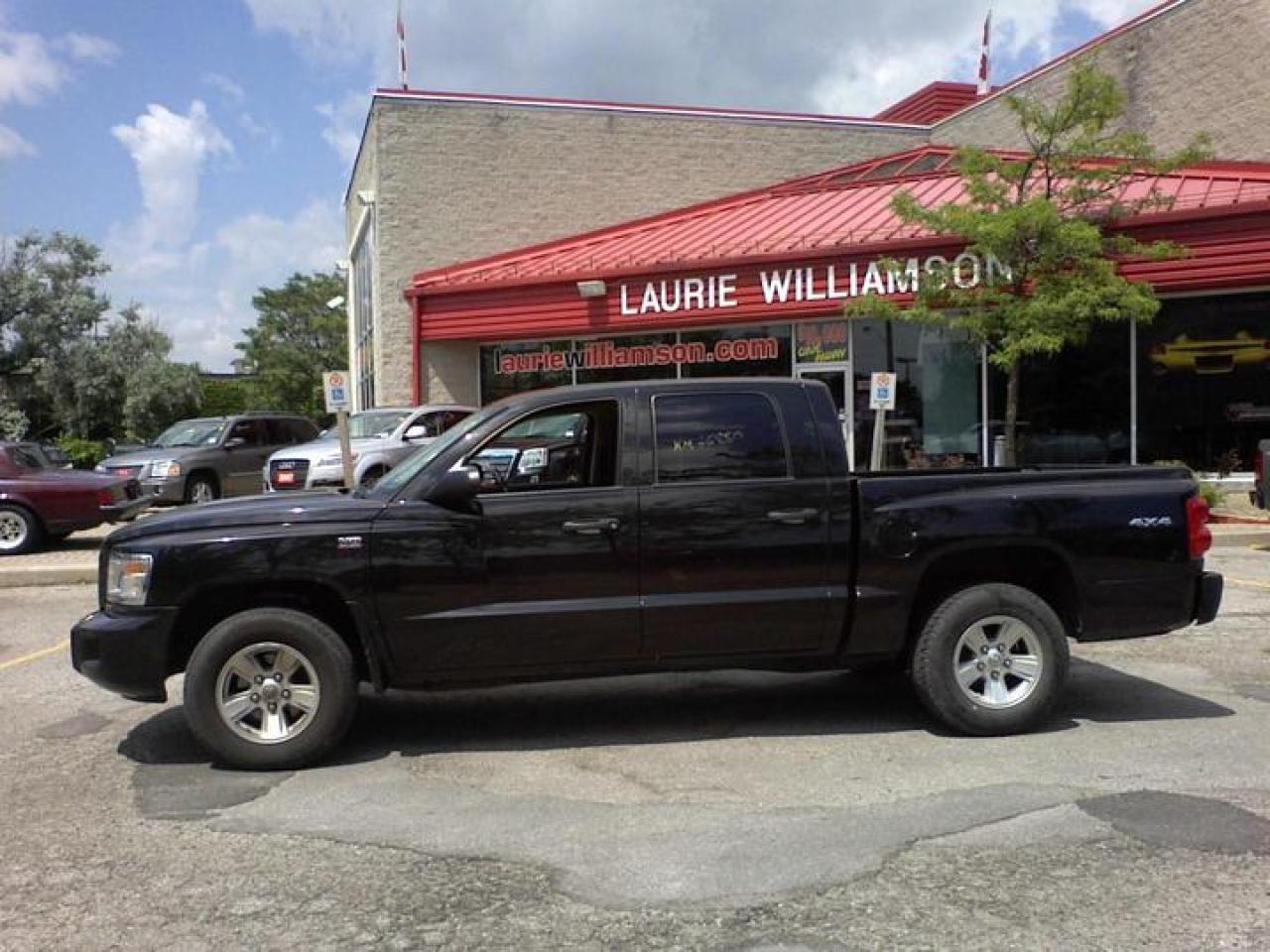 Used 2009 Dodge Dakota SXT 4WD for sale in Mississauga, ON