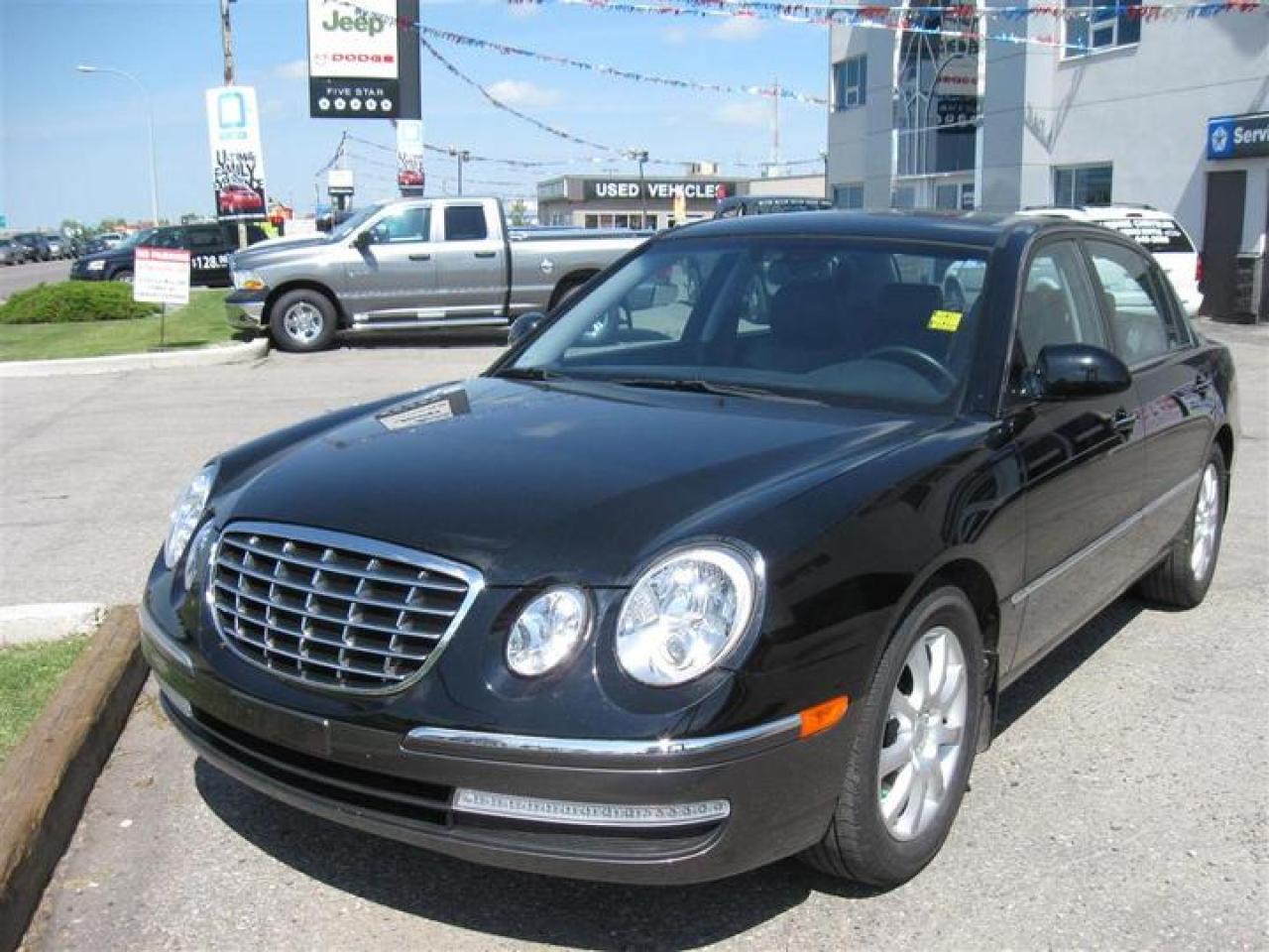Used 2009 Kia Amanti luxury for sale in Airdrie, AB