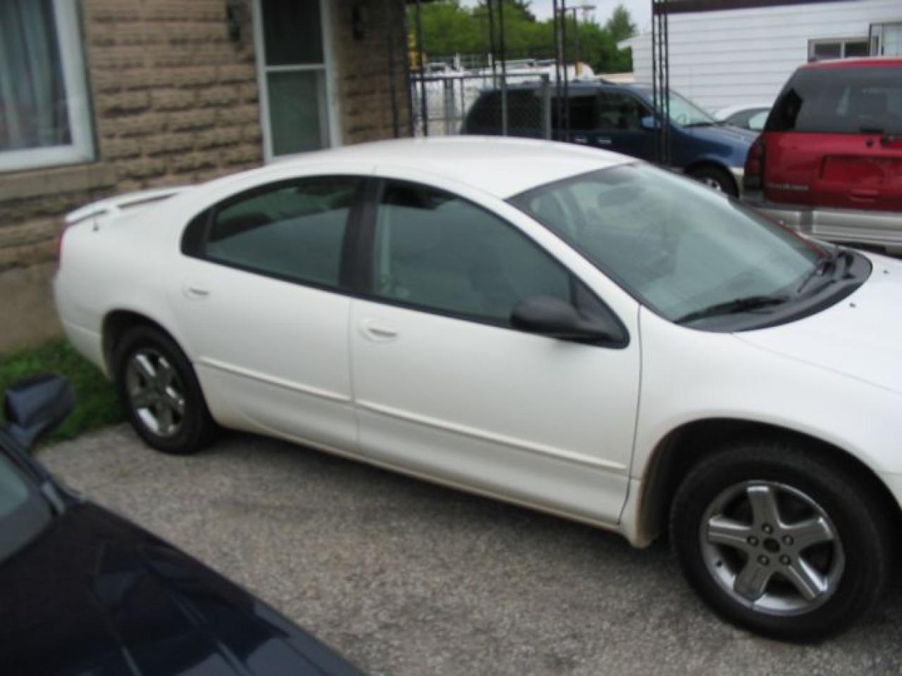Used 2004 Chrysler Intrepid SXT for sale in Owen Sound, ON
