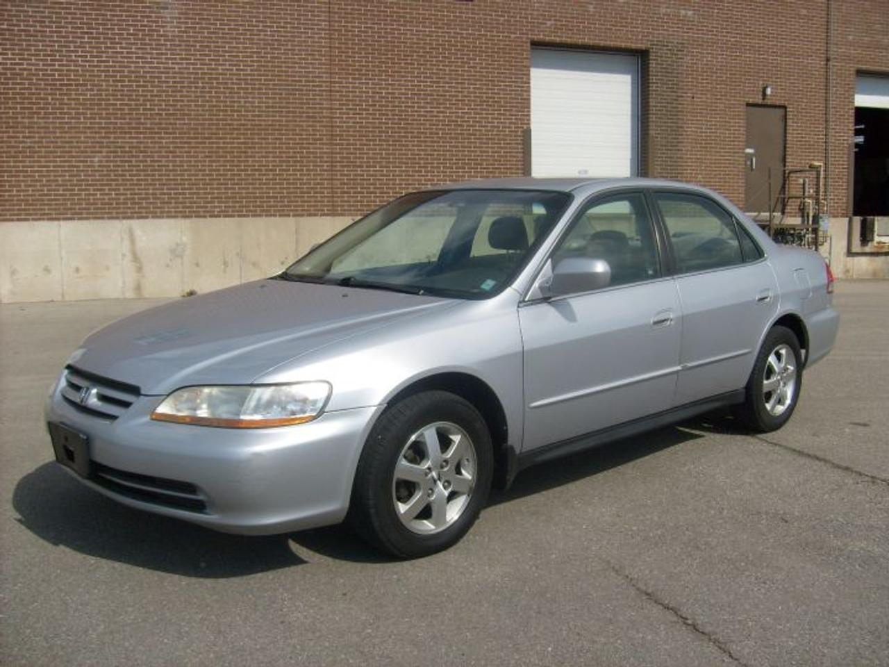 2001 Honda Accord 4cyl. 2.3L, Auto, Loaded!. A/C. Excellent condition in & out.  Very clean & reliable vehicle.  Certified & E-tested. Call (905)271-9127. email: e-zeewheels@rogers.com. www.e-zeewheels.com