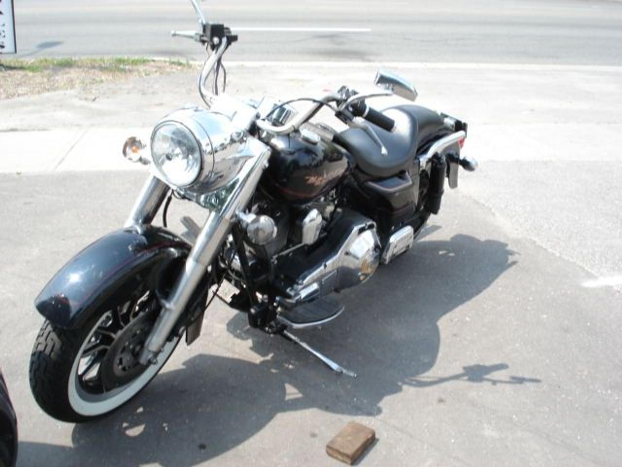 mint bike 
great ride 
a must see will sell fast 
CUSTOM 6 speed 
1450 cc
just got it