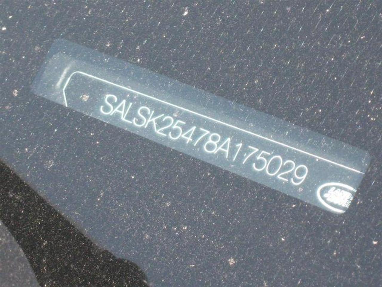 608310.9963368