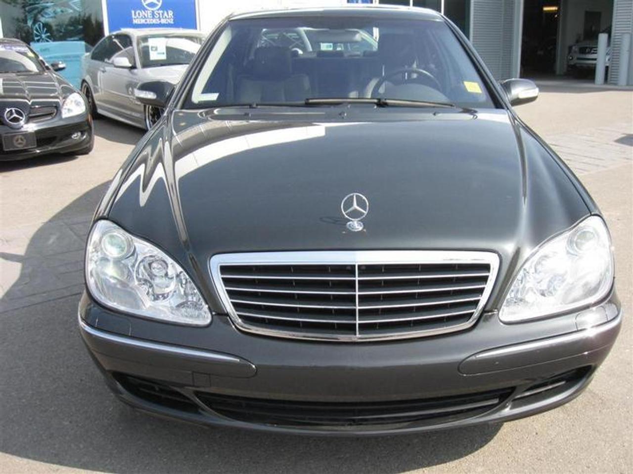 608311.9963376