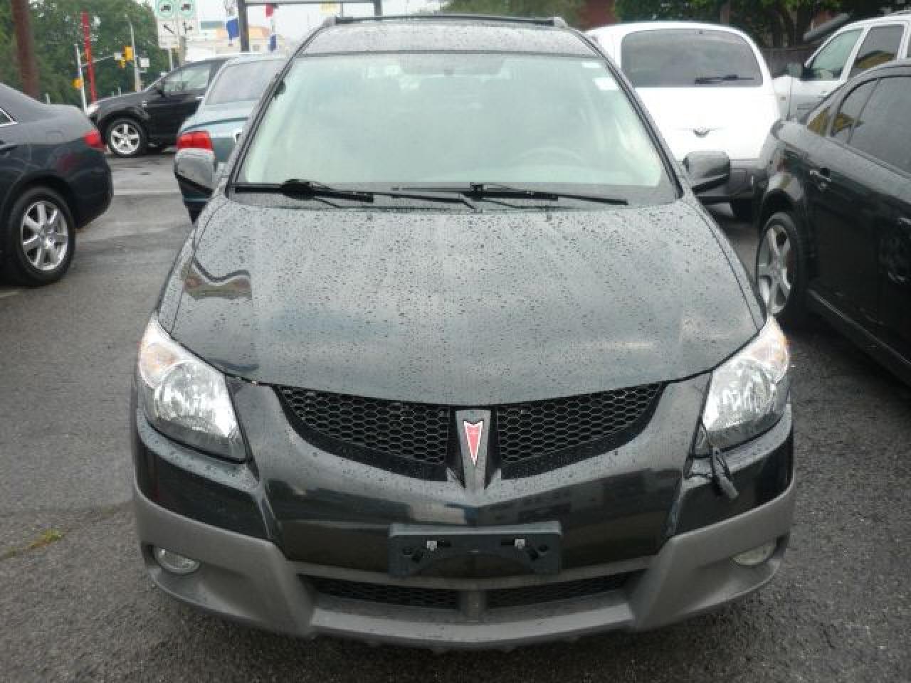 Used 2004 Pontiac Vibe Base for sale in Ottawa, ON