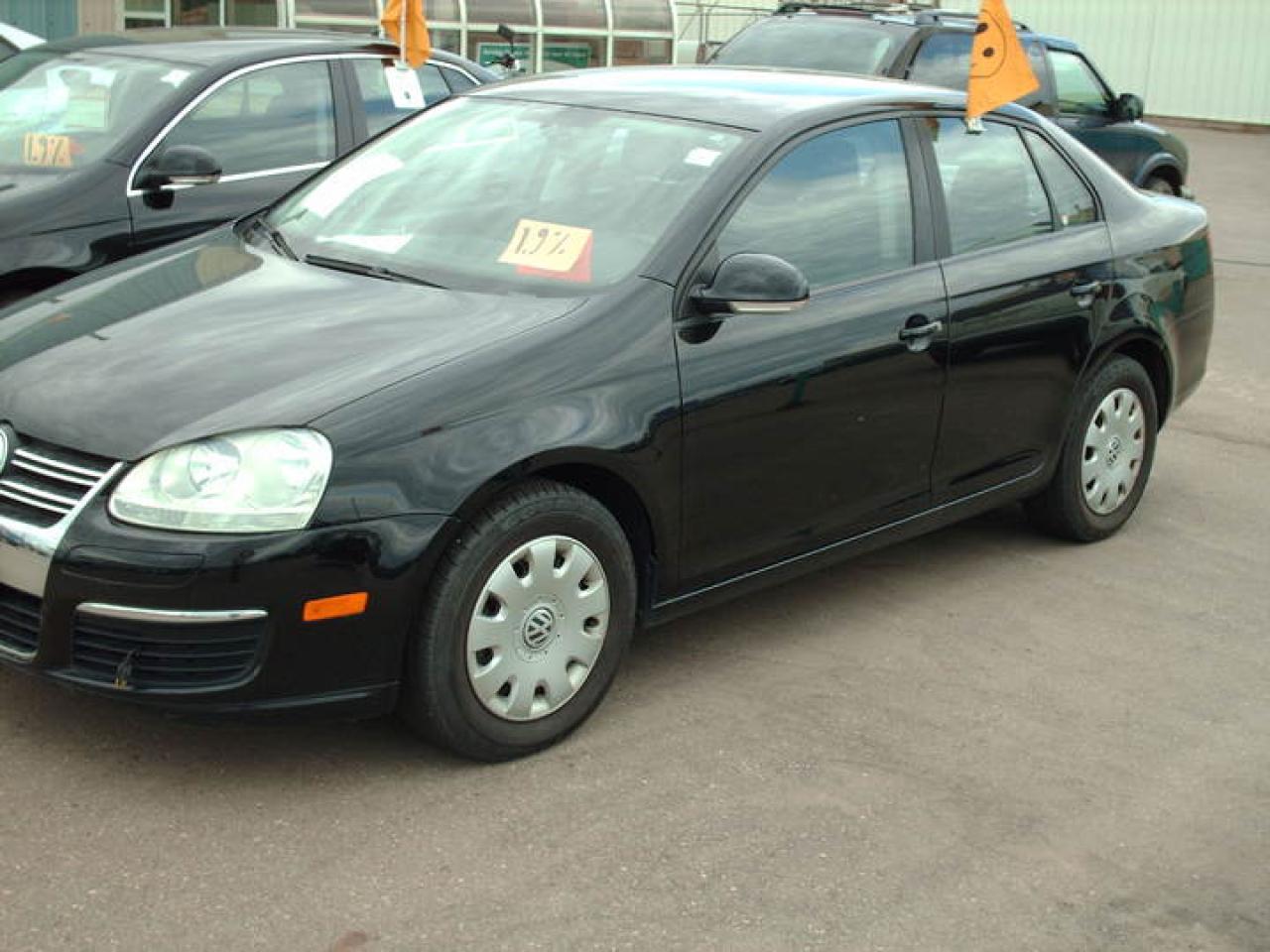 608402