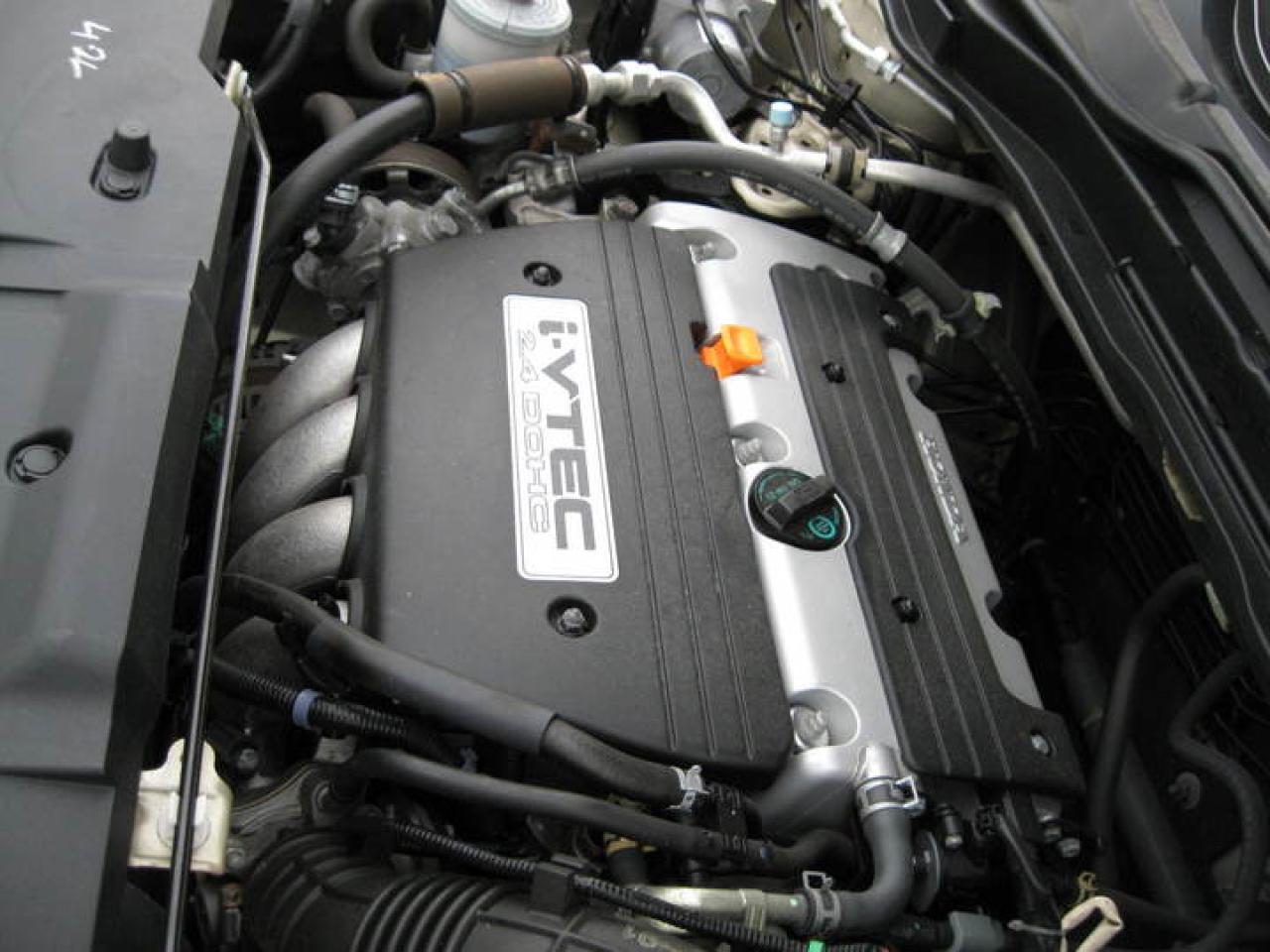 608572