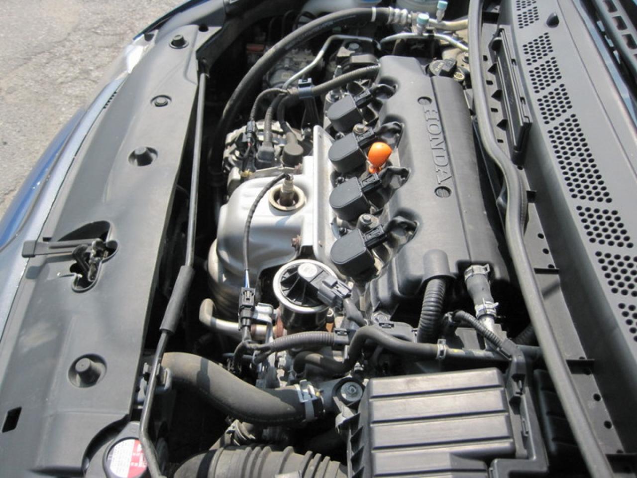 608574