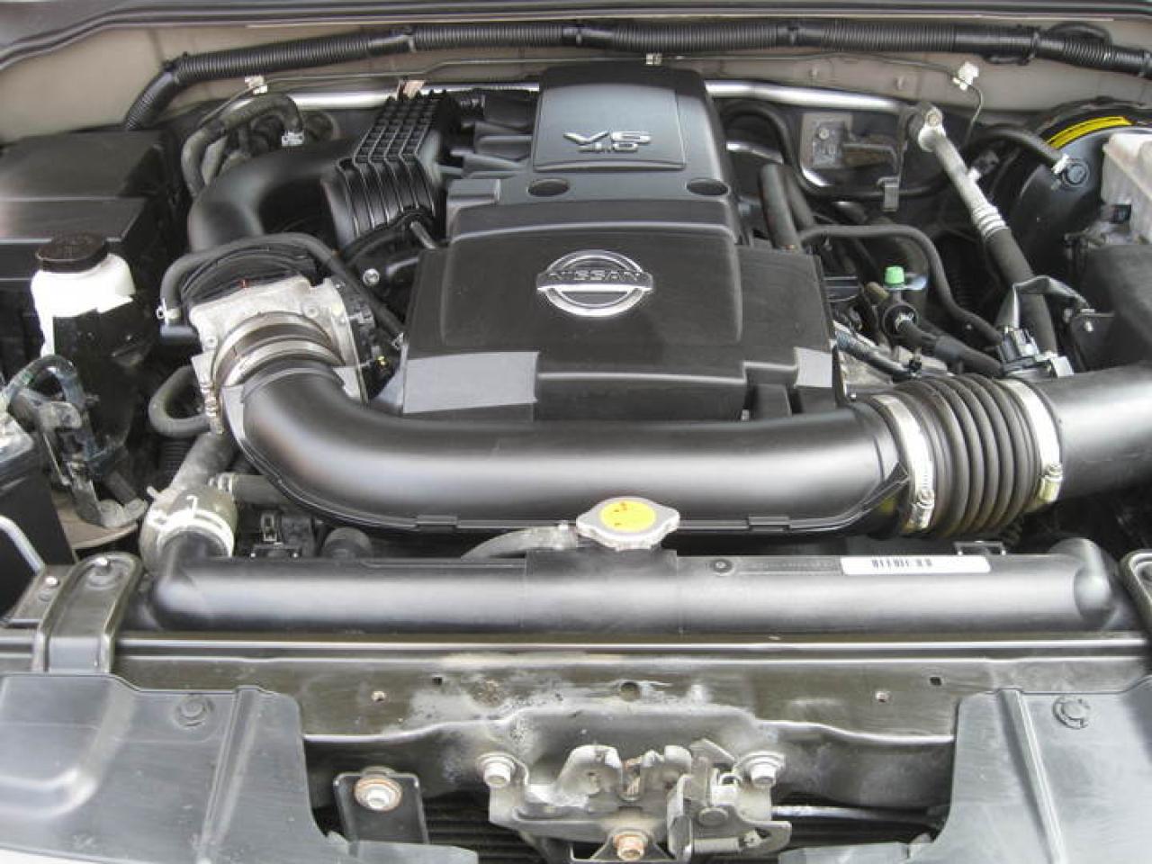 608611