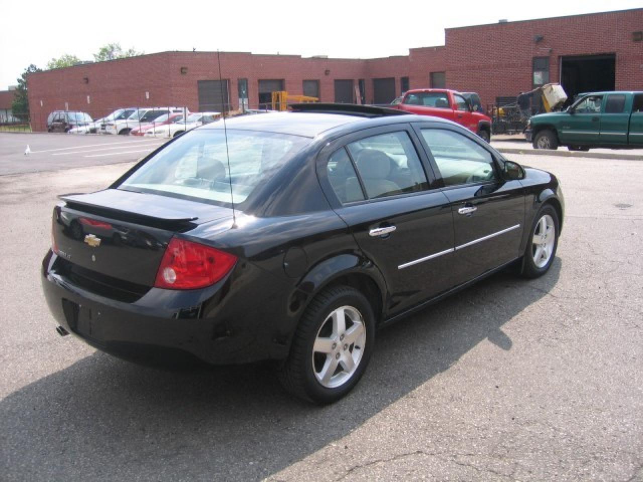 608621