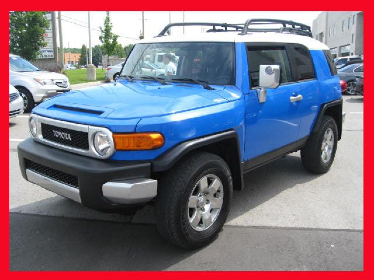 Used 2007 Toyota FJ Cruiser *AWD*AUTO*ROOF RACKS**PARKTRONICS for sale in Vaughan, ON