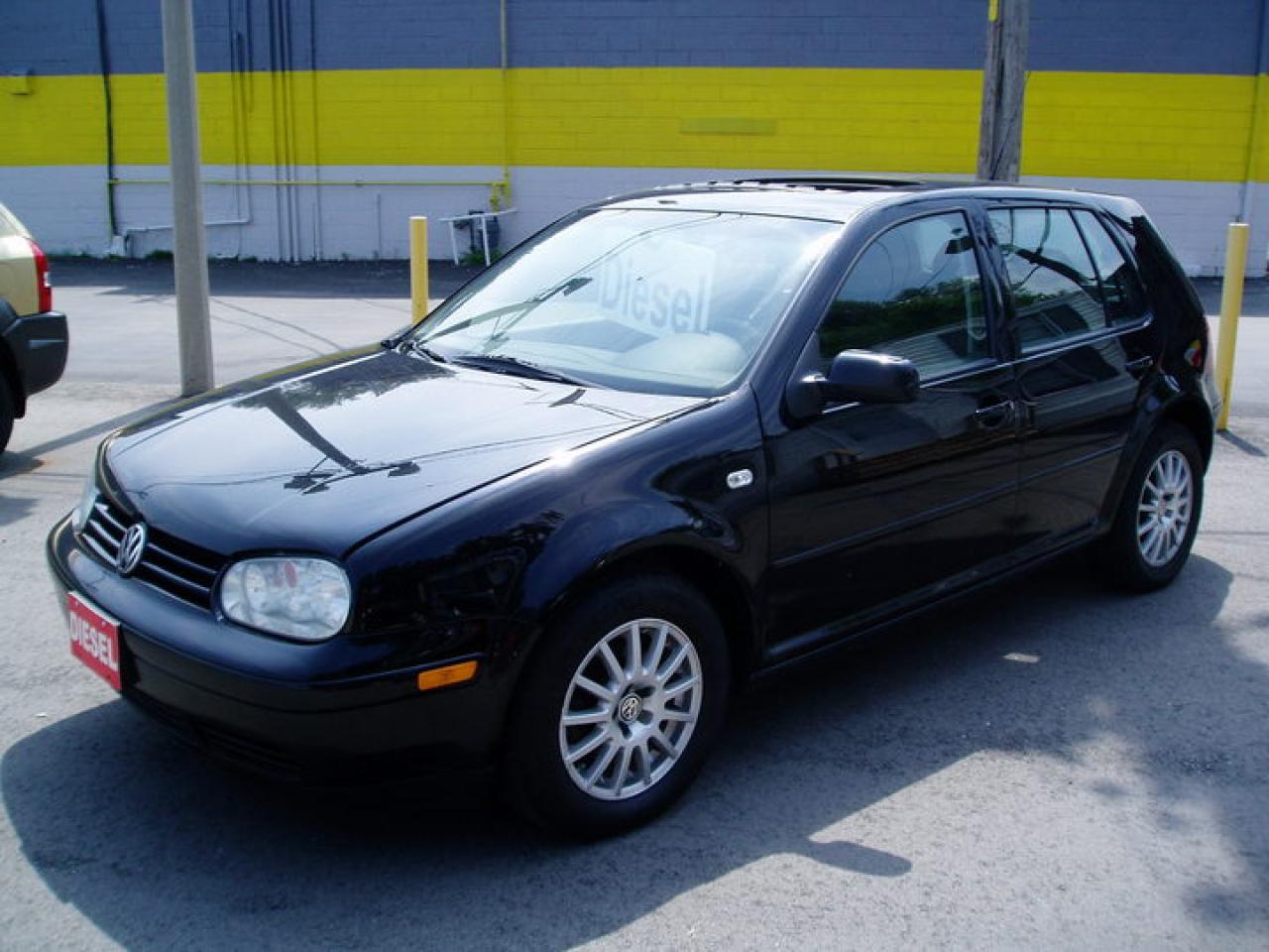 Used 2005 Volkswagen Golf GLS DIESEL for sale in Burlington, ON
