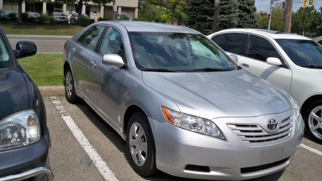 Used 2007 Toyota Camry LE for sale in Mississauga, ON