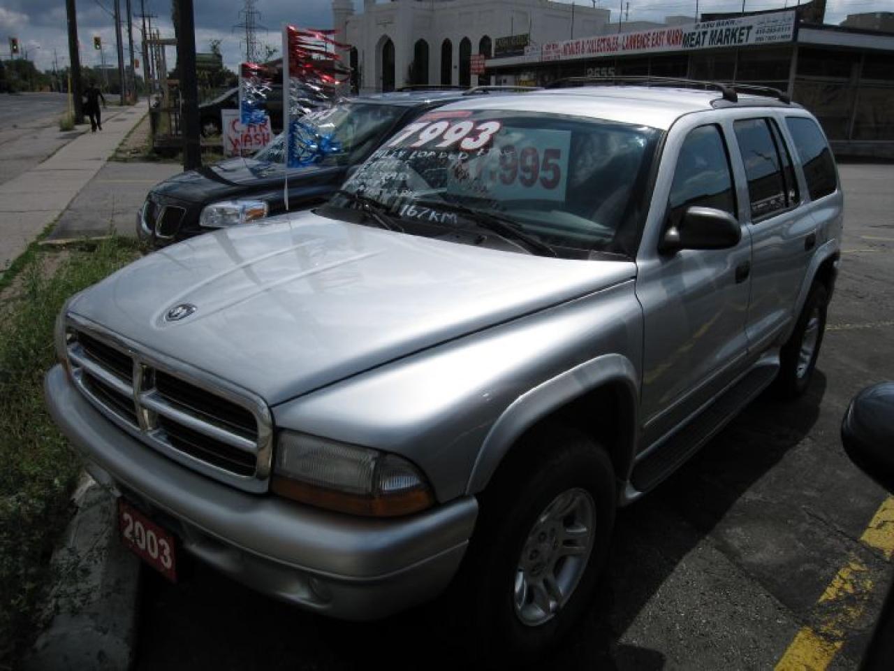 Used 2003 Dodge Durango SLT for sale in Scarborough, ON