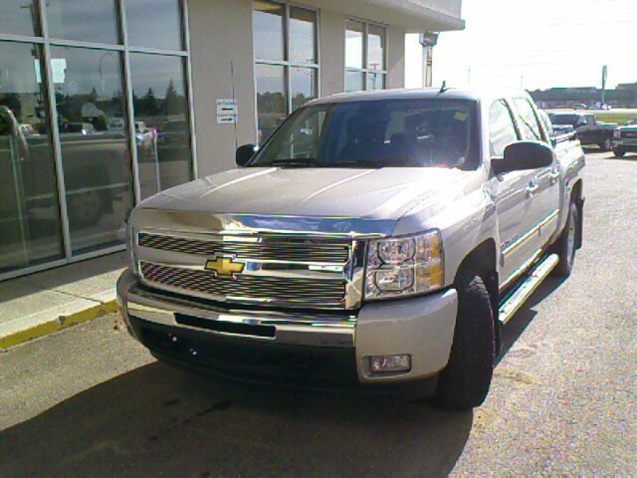 Used 2009 Chevrolet Silverado K1500 Crew 1500 LT Z71 for sale in Meadow Lake, SK