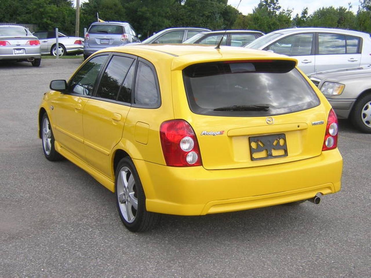 608851