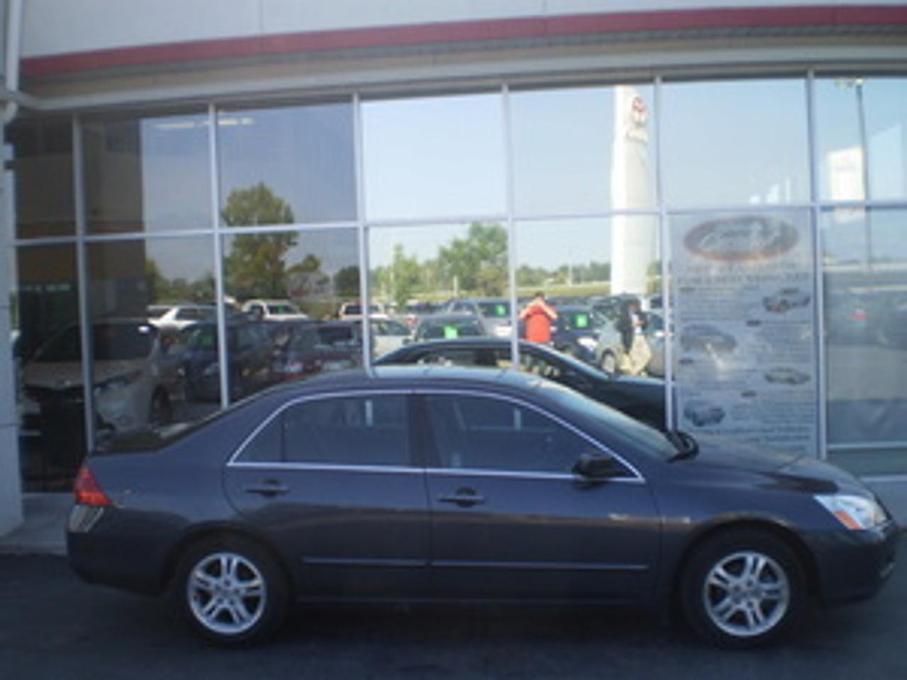 INSPECTED, ALLOYS, SUNROOF. GOOD LOOKING SEDAN



4