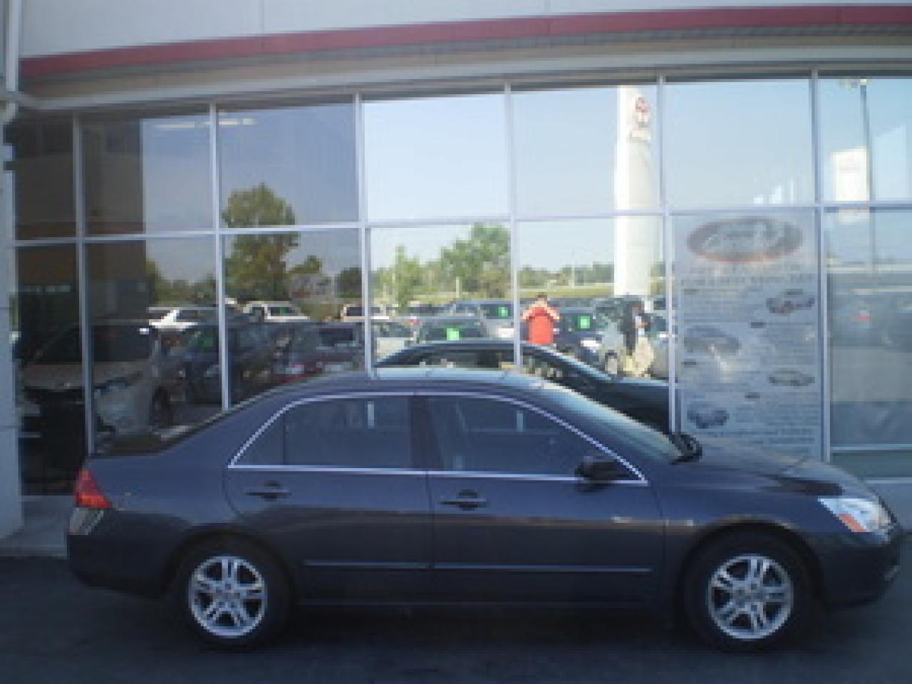 Used 2007 Honda Accord  for sale in Calgary, AB