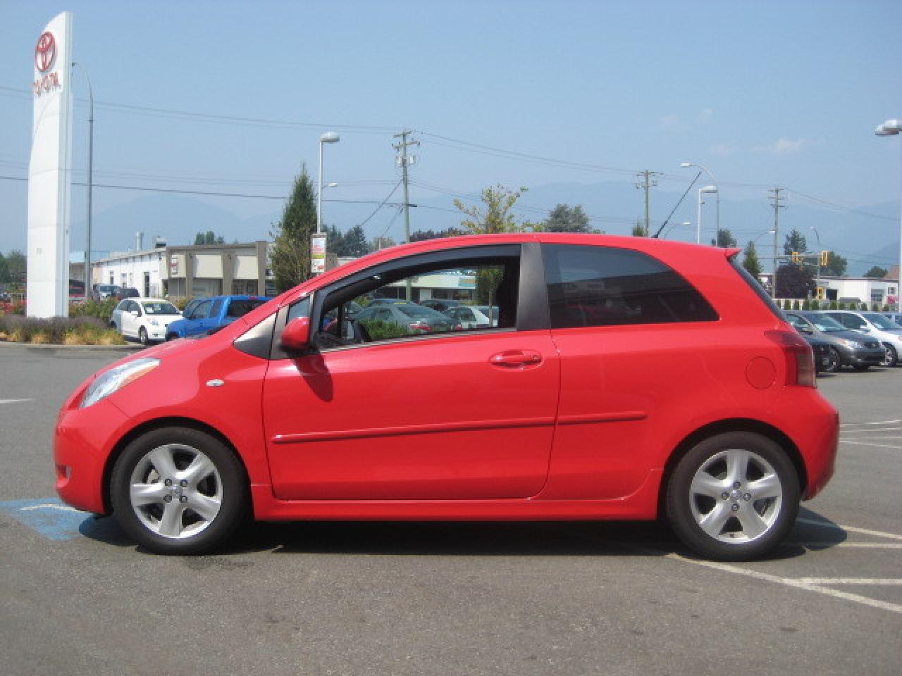 608893