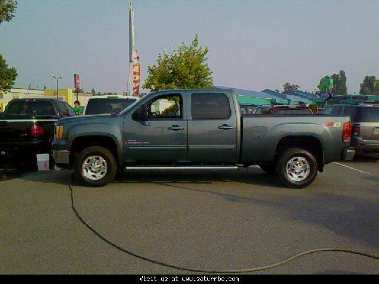 Used 2007 GMC 2500 HD Crew SLT for sale in Surrey, BC