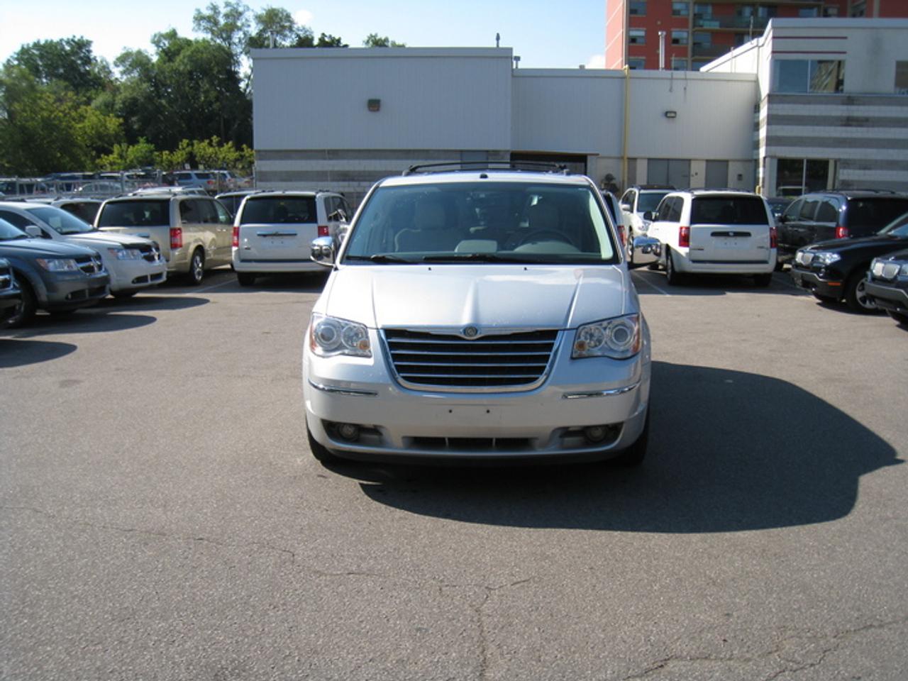 608989.9952660