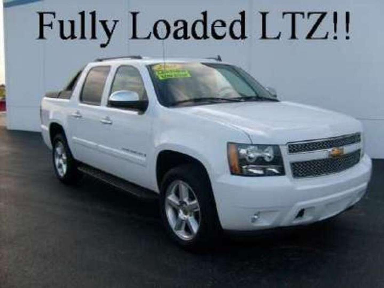 LIKE IT? BOOK A TEST DRIVE AND WE WILL BRING IT TO YOU! CALL US FOR DETAILS **NO COMMISSION SALES STAFF**ONE OWNER, LOCAL TRUCK, LOW KMS, Power sliding sunroof, Head curtain side air bags, Rainsense wipers, Auto climate control, Power adjustable pedals, Remote vehicle start, Ultrasonic rear park assist, Bose premium speaker system. INCLUDES CAR CARE PKG GOOD AT ALL 7 LOCATIONS!  VISIT WWW.AUTOWORLD.CA FOR MORE PICTURES AND DETAILS. This vehicle comes with a 143 point BCAA Inspection. AUTOWORLD 604-858-6000,  toll free @ 1-888-574-6179. 7854 VEDDER RD, CHILLIWACK BC, V2R 4G9