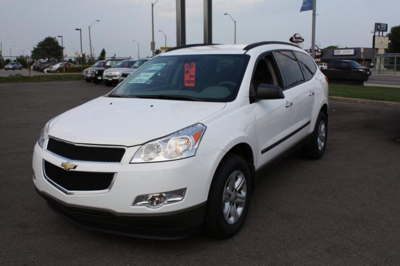 Used 2010 Chevrolet Traverse AWD for sale in Hamilton, ON