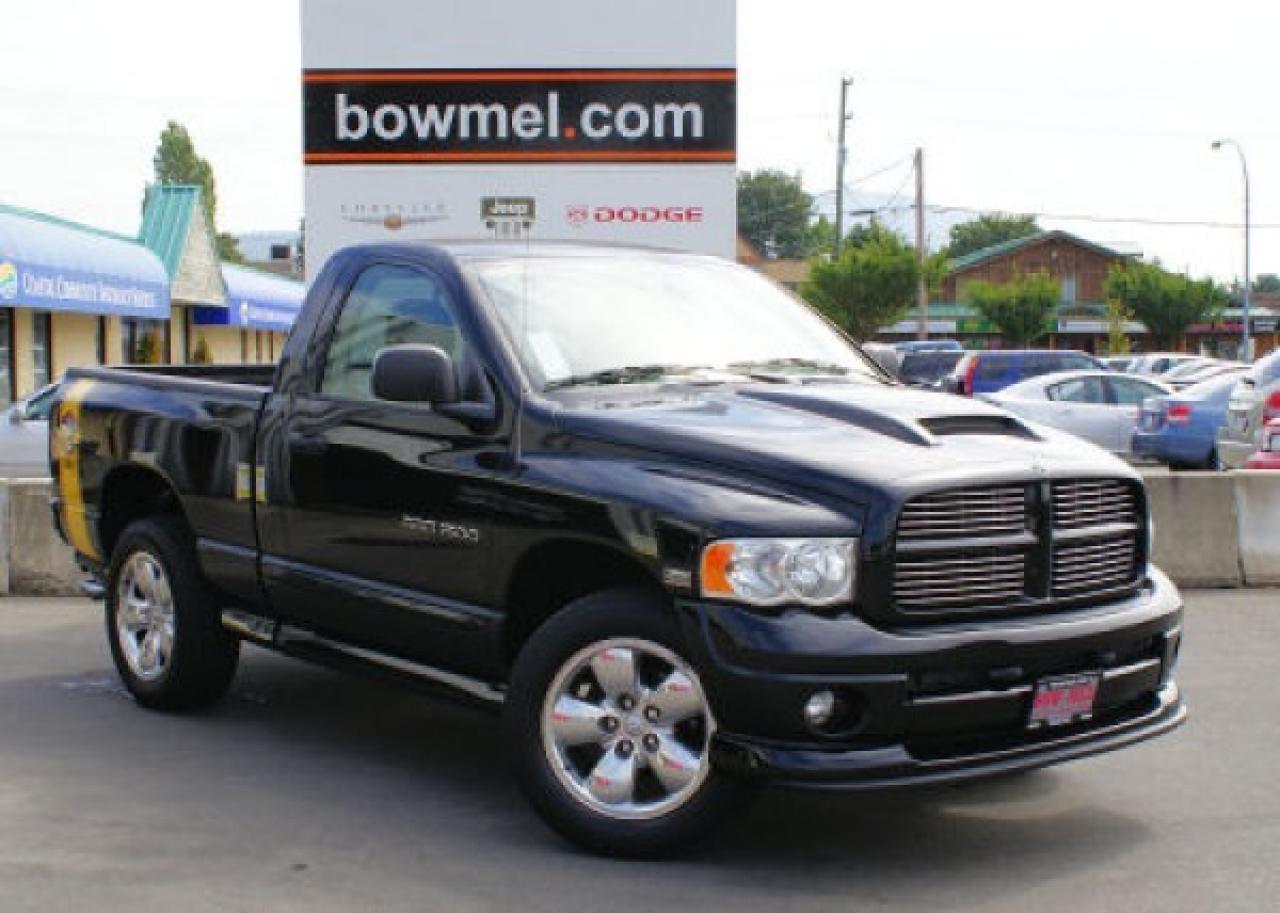 Used 2005 Dodge Ram 1500 Laramie Long Bed 4WD for sale in Duncan, BC