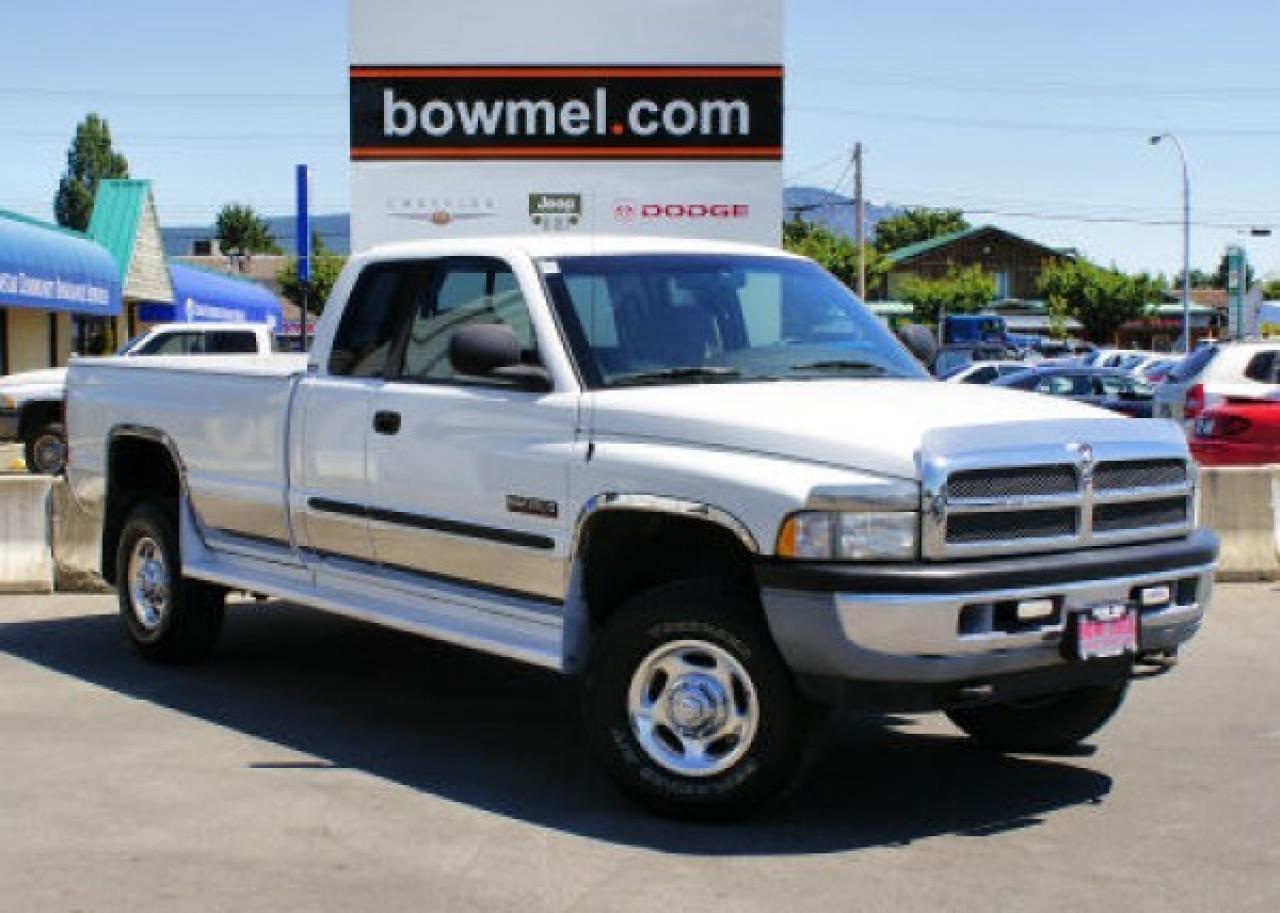 Used 2001 Dodge Ram 2500 Quad Cab Long Bed 4WD for sale in Duncan, BC