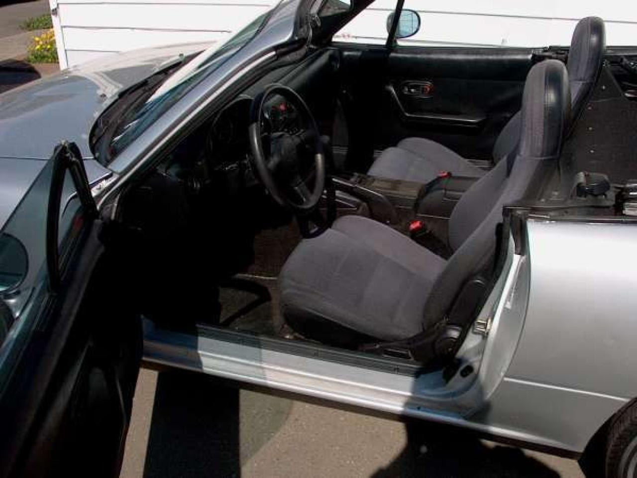 Used 1992 Mazda Miata BASE for sale in Courtenay, BC