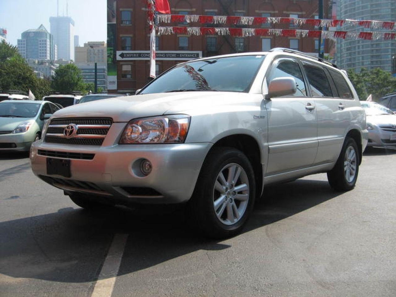 Used 2006 Toyota Highlander LTD-HYBIRD for sale in Toronto, ON