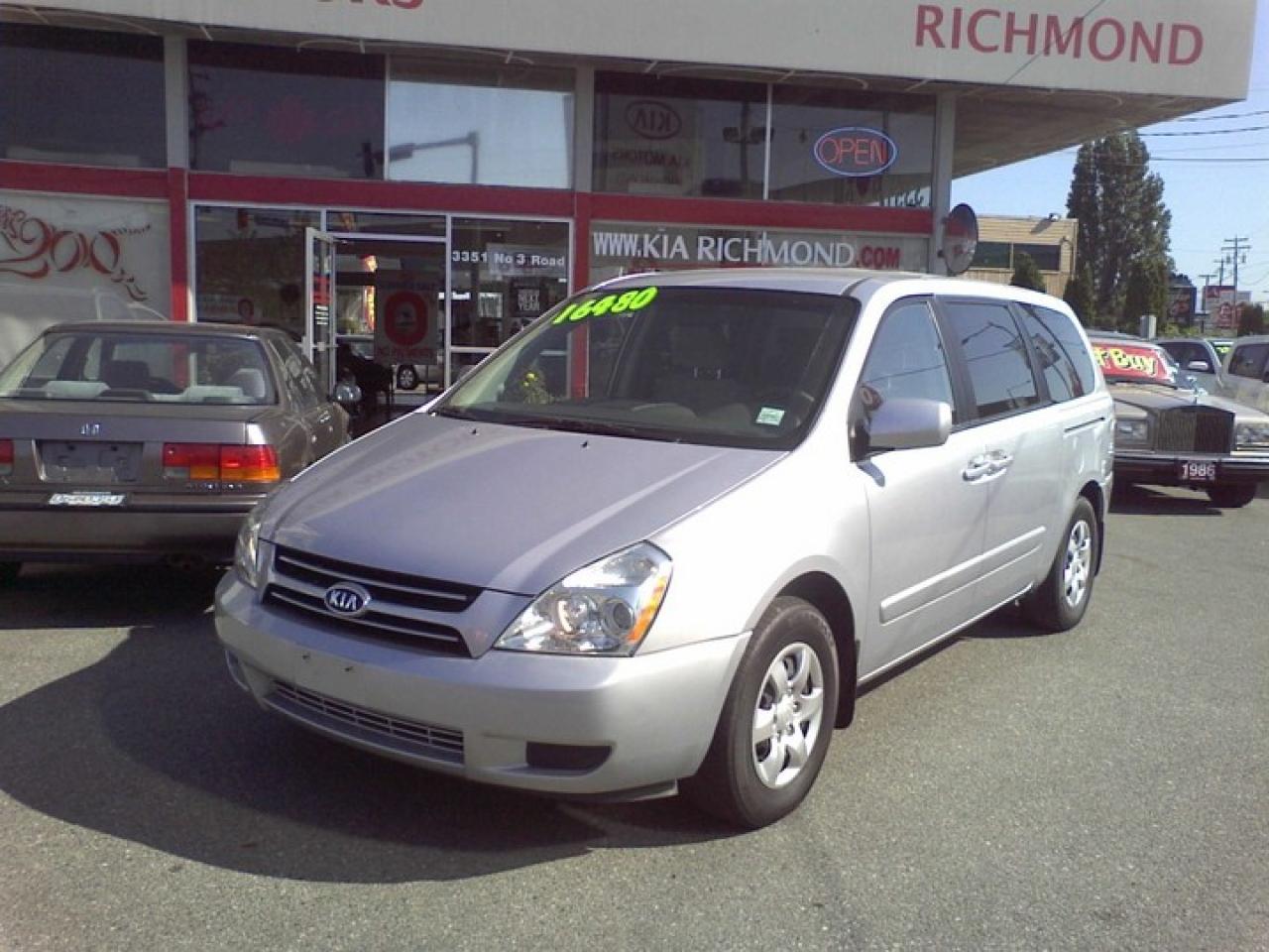 Used 2007 Kia Sedona  for sale in Richmond, BC