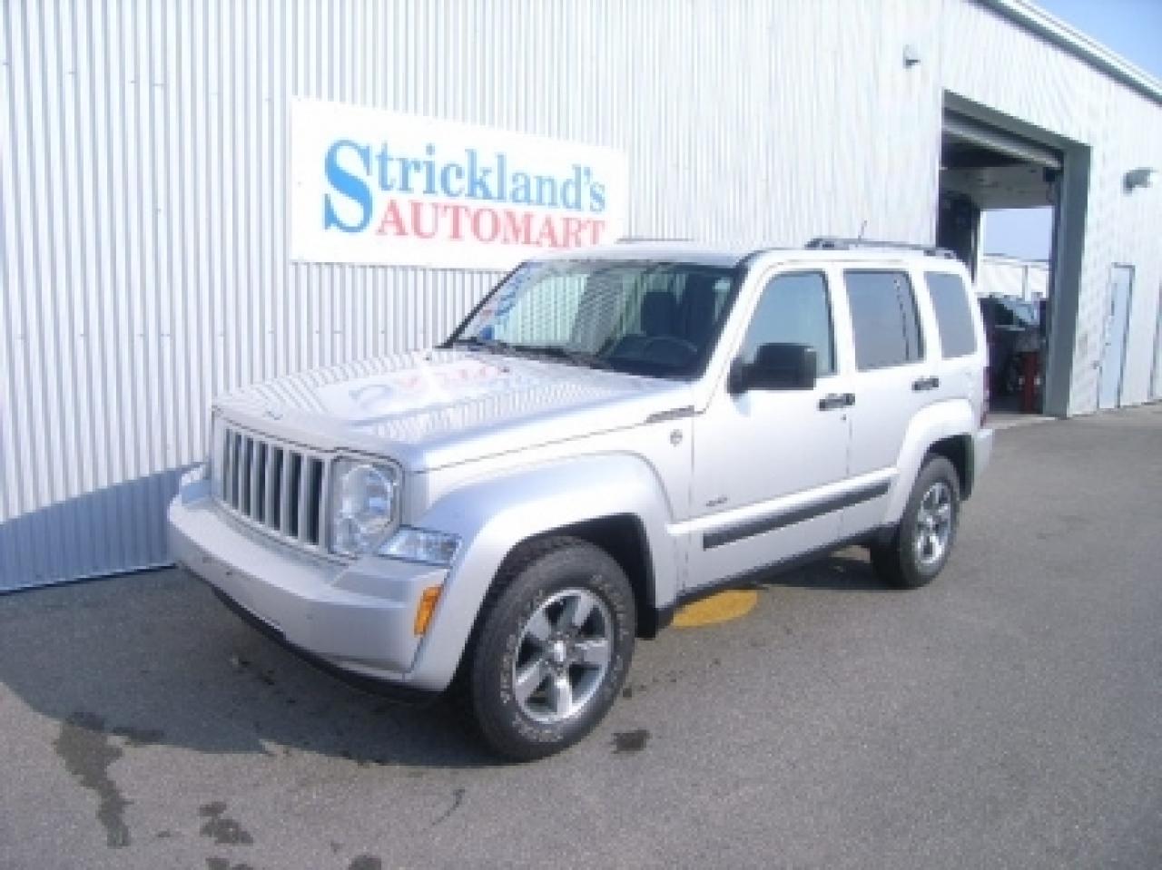 Used 2008 Jeep Liberty 4x4 Sport for sale in Lakeshore, ON